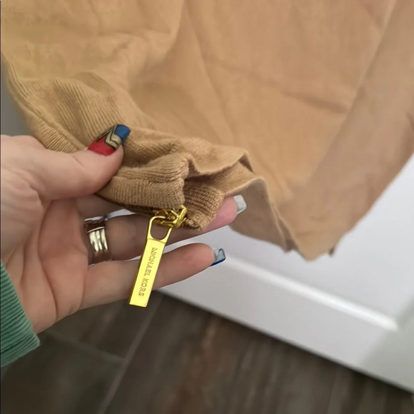 Michael Kors Cream and Tan Dress - Picture 3 of 8